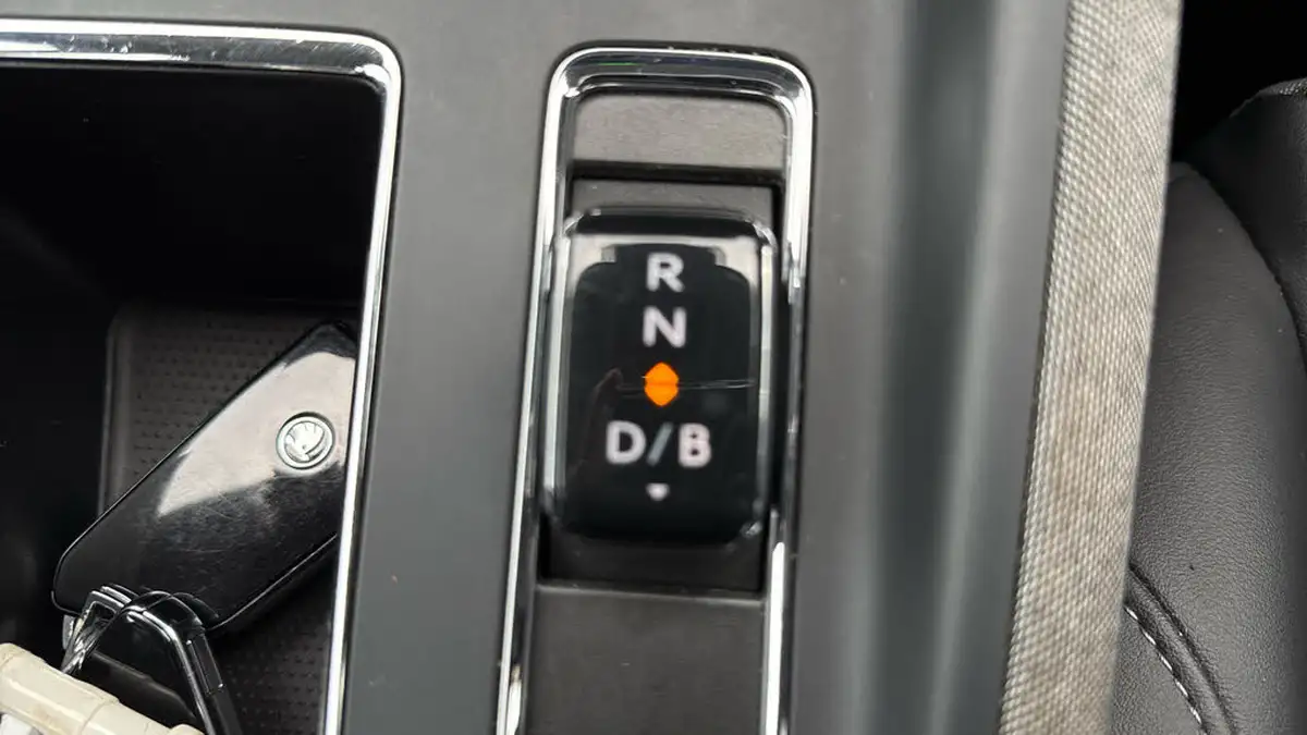 2022-skoda-enyaq-e-60-big-20