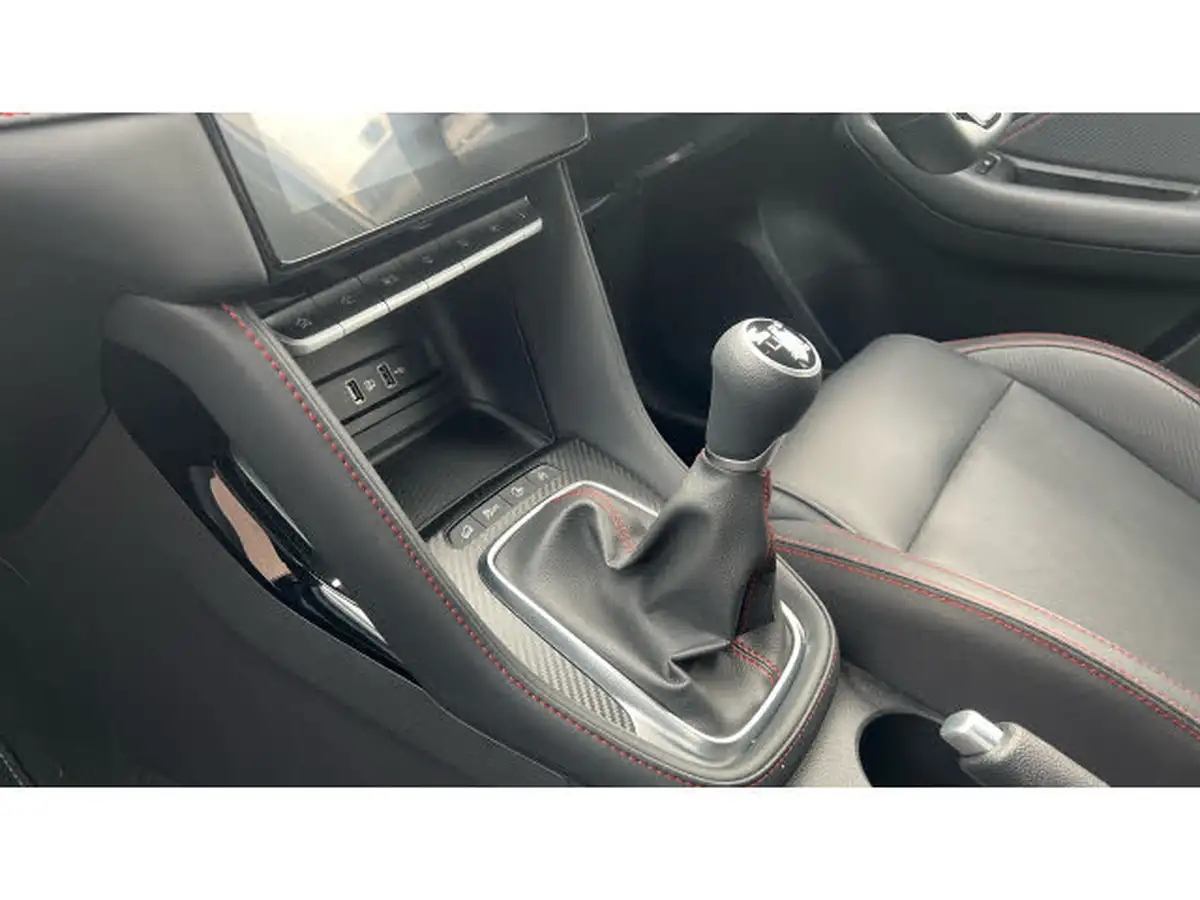 2024-mg-zs-suv-10t-gdi-exclusive-big-12