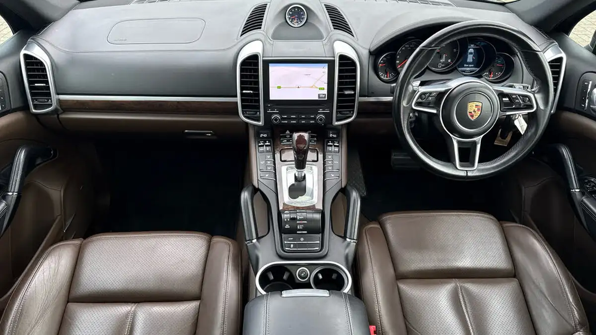 2018-porsche-cayenne-30td-diesel-platinum-edition-big-19