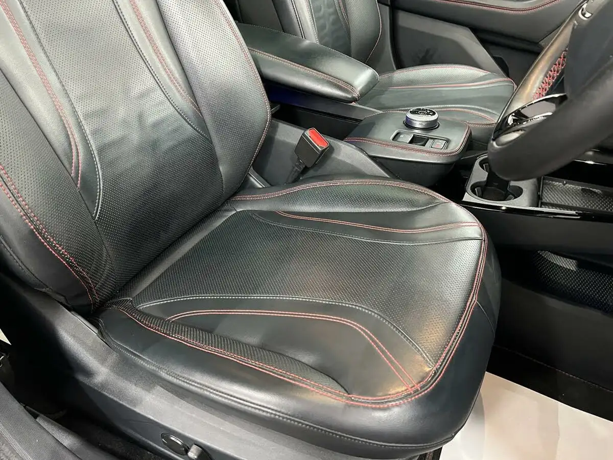 2021-ford-mustang-mach-e-e-extended-range-351ps-88kwh-awd-big-29