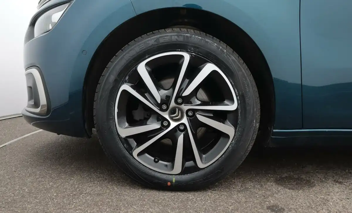 2022-citroen-grand-c4-spacetourer-15bluehdi-shine-big-18