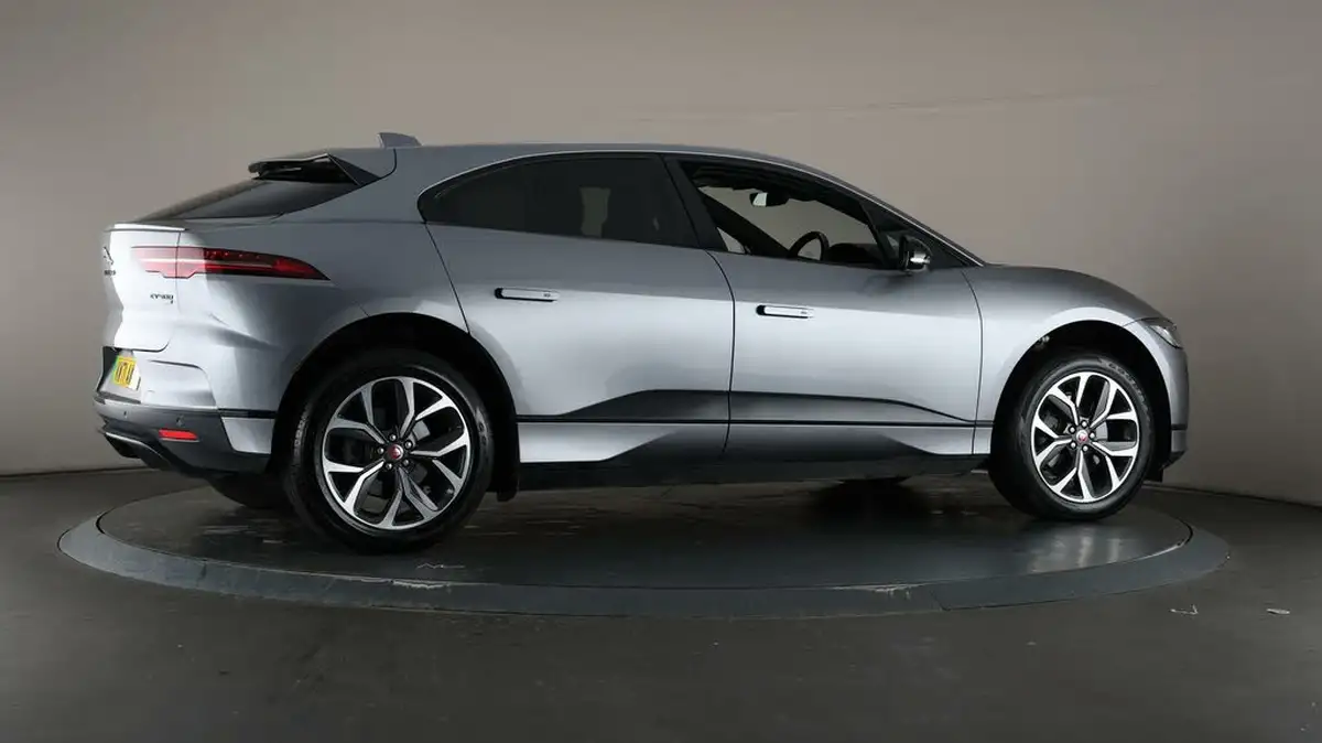 2022-jaguar-i-pace-ev400-hse-black-big-64