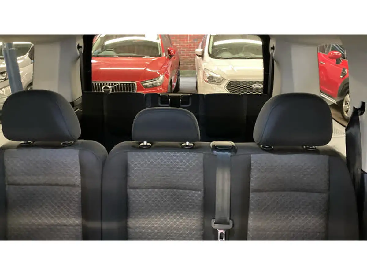 2023-ford-tourneo-connect-20-titanium-big-14