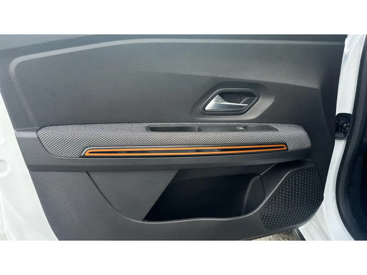 2022-dacia-sandero-stepway-10-tce-prestige-100bhp-bi-fuel-big-24