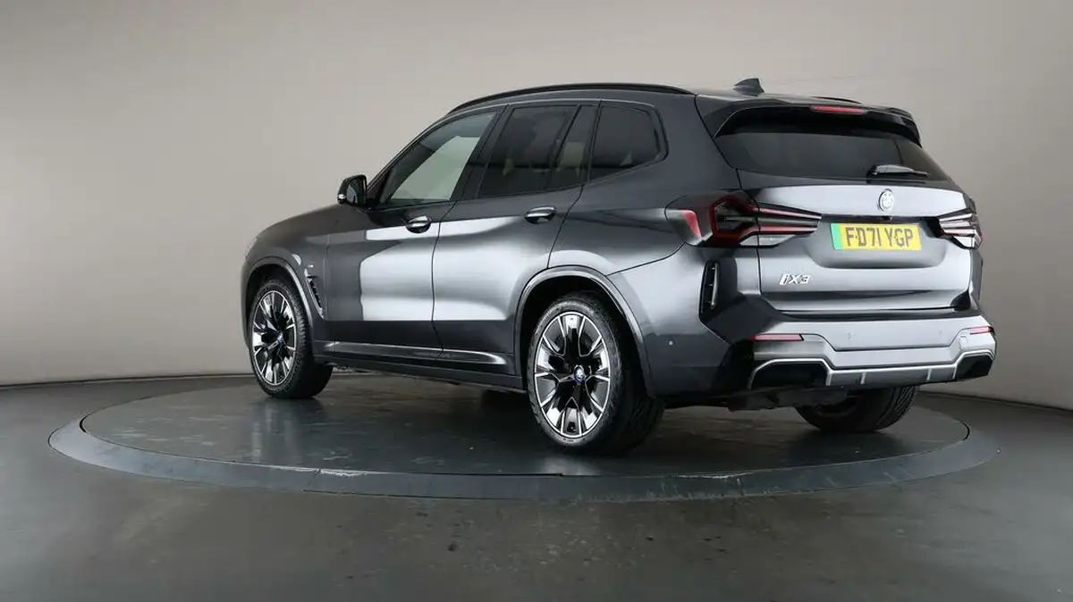 2022-bmw-ix3-e-m-sport-pro-big-66