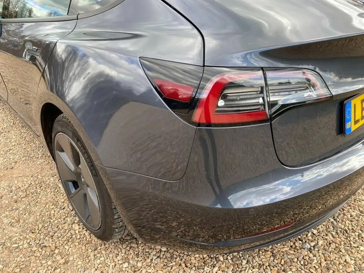 2020-tesla-model-3-e-standard-plus-big-12