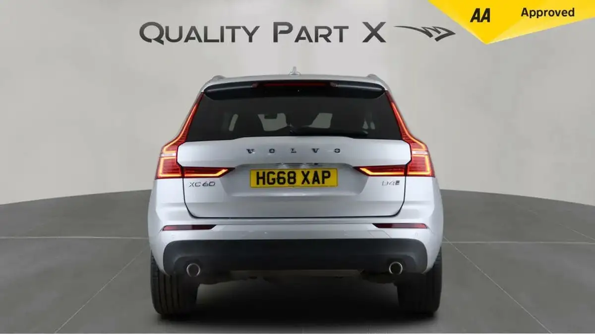 2018-volvo-xc60-20td-d4-momentum-4x4-big-5