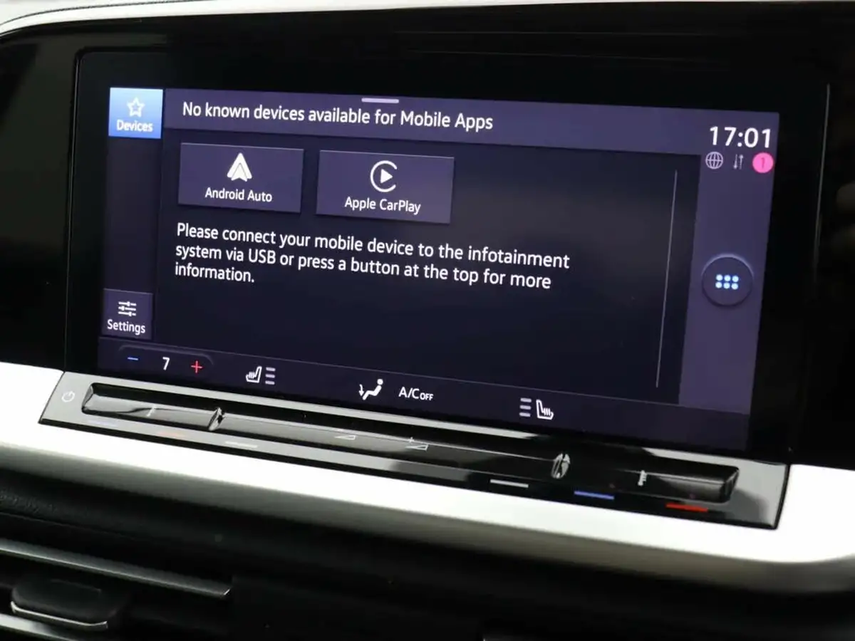 2023-ford-tourneo-connect-20-titanium-big-14