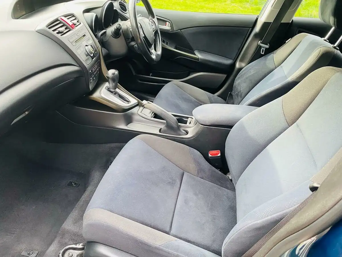 2013-honda-civic-18-es-auto-big-43