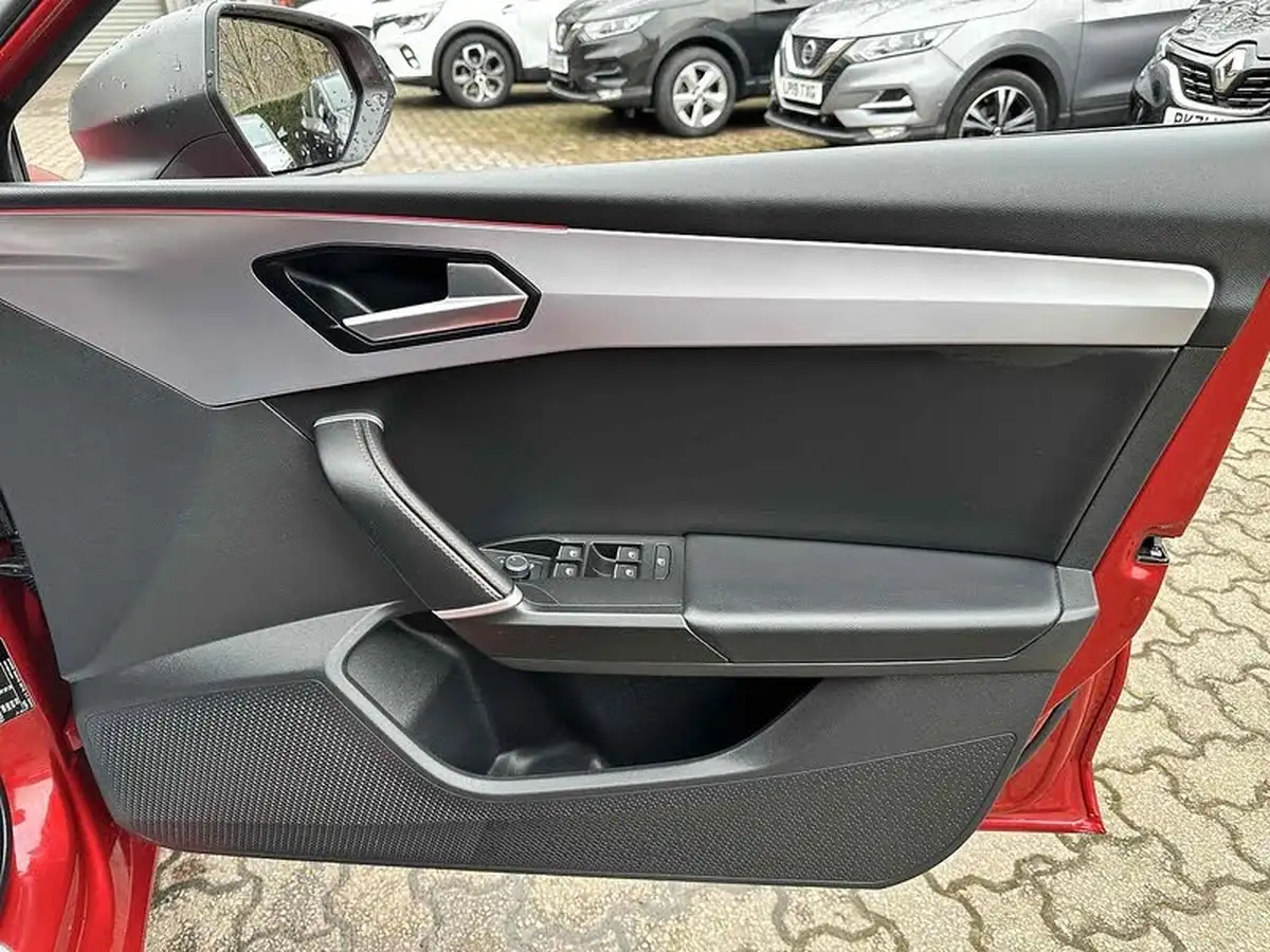 2022-seat-leon-big-50
