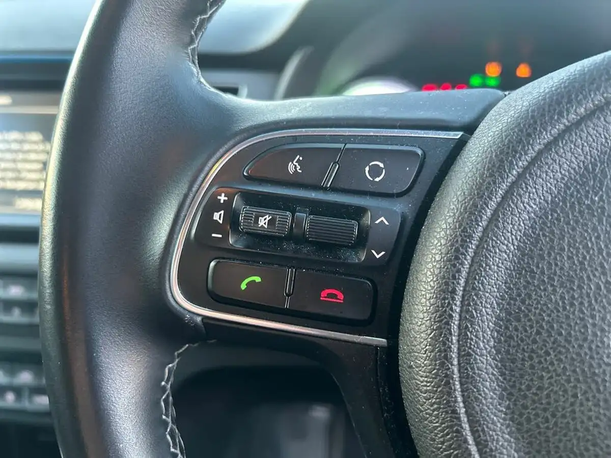 2019-kia-niro-16-gdi-2-big-15