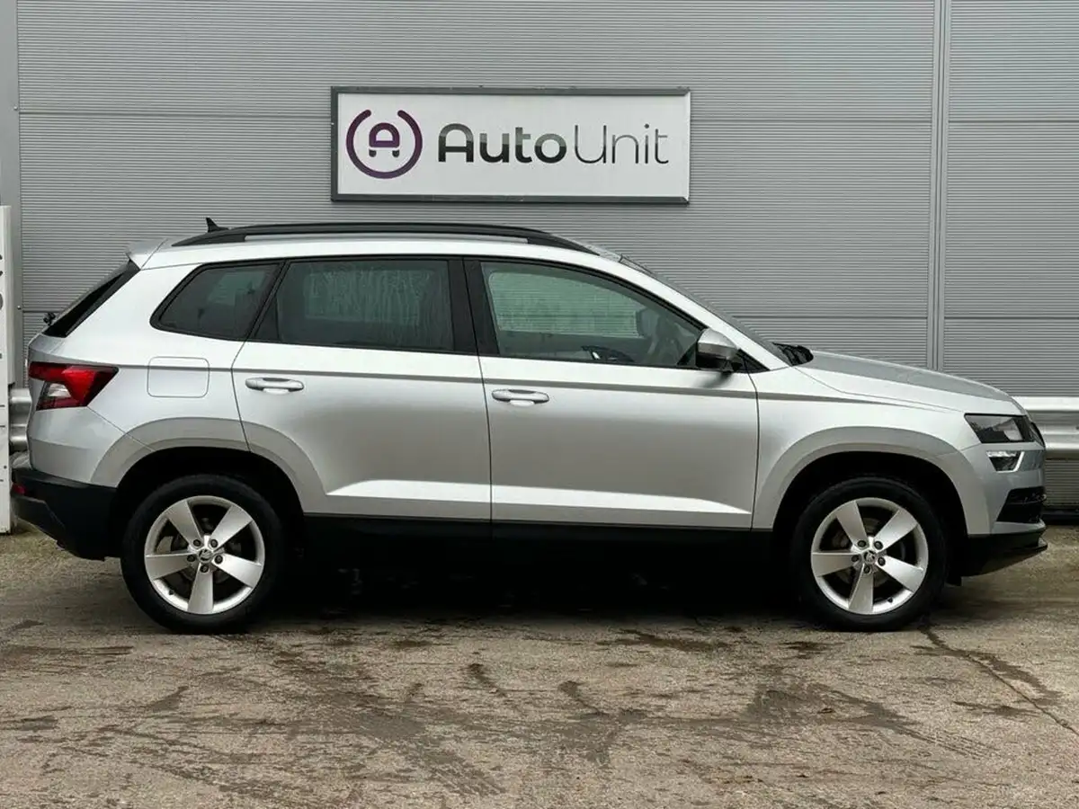 2021-skoda-karoq-15-tsi-se-dsg-big-17