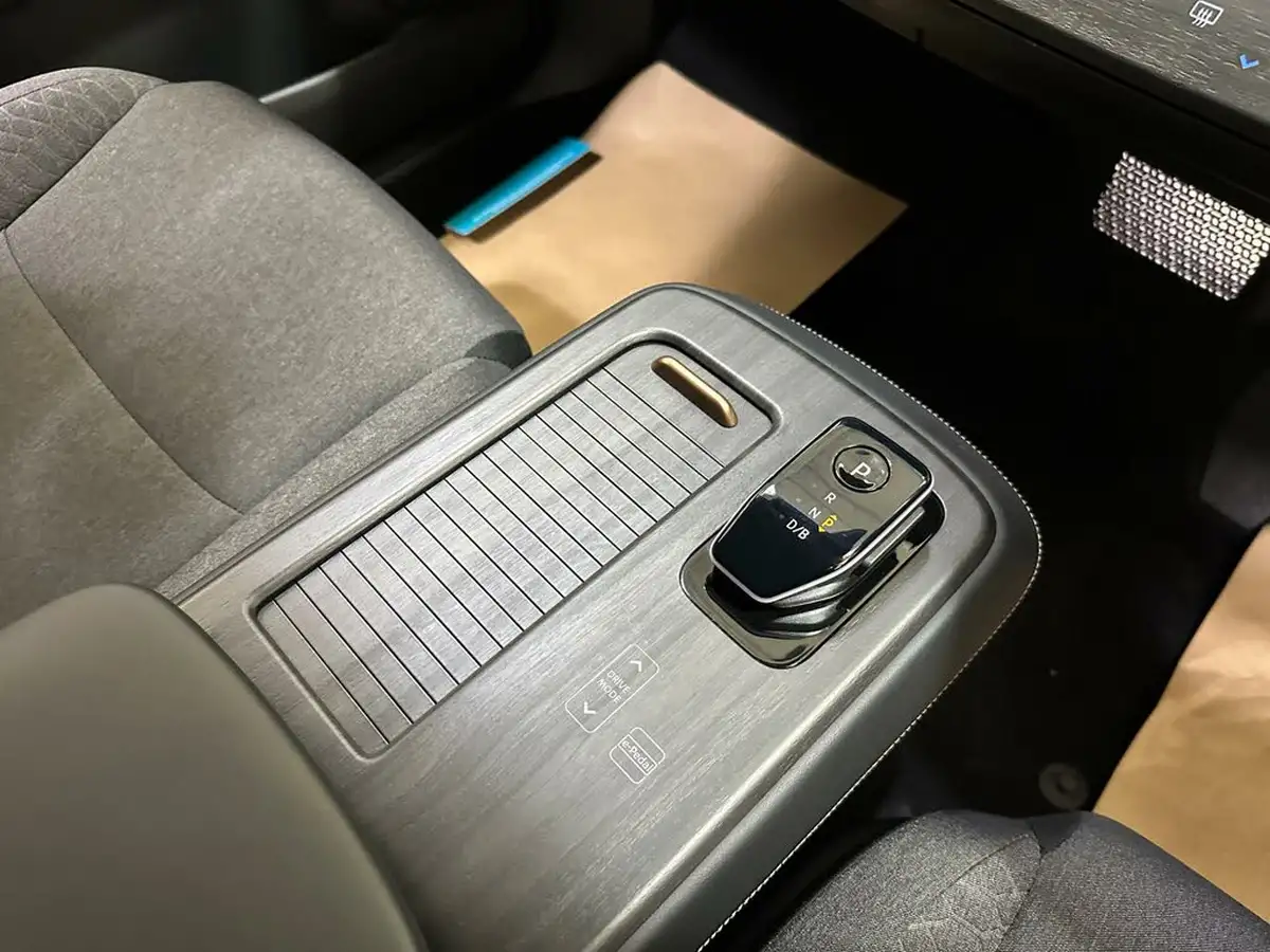 2024-nissan-ariya-e-engage-160kw-big-15