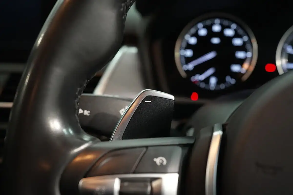 2019-bmw-2-series-20-220i-m-sport-189bhp-active-tourer-5d-dct-big-28