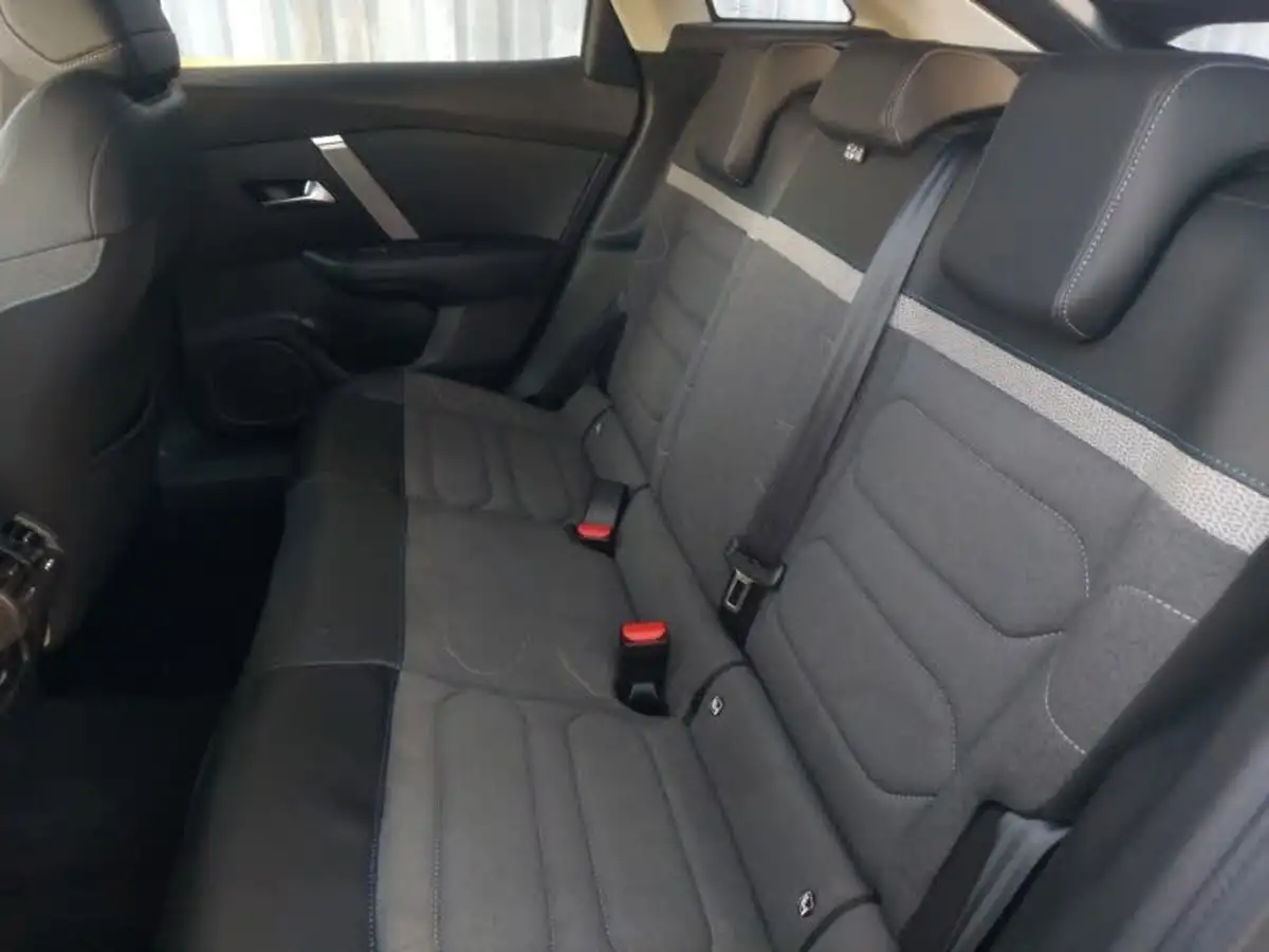 2021-citroen-c4-12-puretech-shine-130ps-big-5