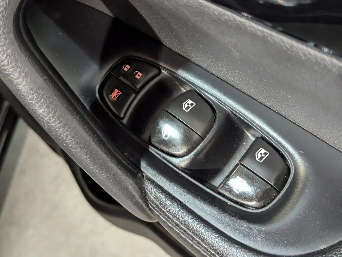 2020-nissan-qashqai-13-dig-t-acenta-premium-160ps-big-15