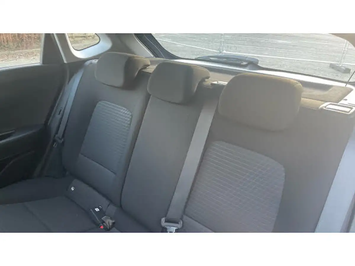 2023-hyundai-i20-10-t-gdi-se-connect-eclutch-imt-big-7