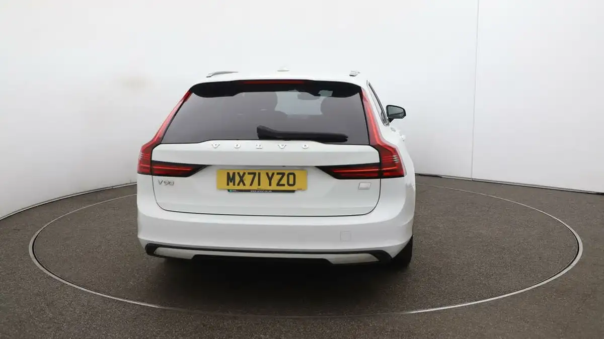 2021-volvo-v90-20-t6-r-design-350bhp-big-48