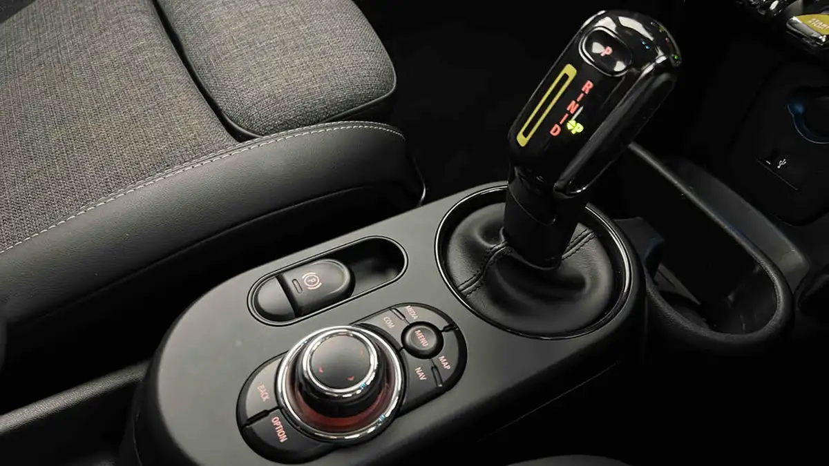2021-mini-cooper-e-cooper-s-2-big-18