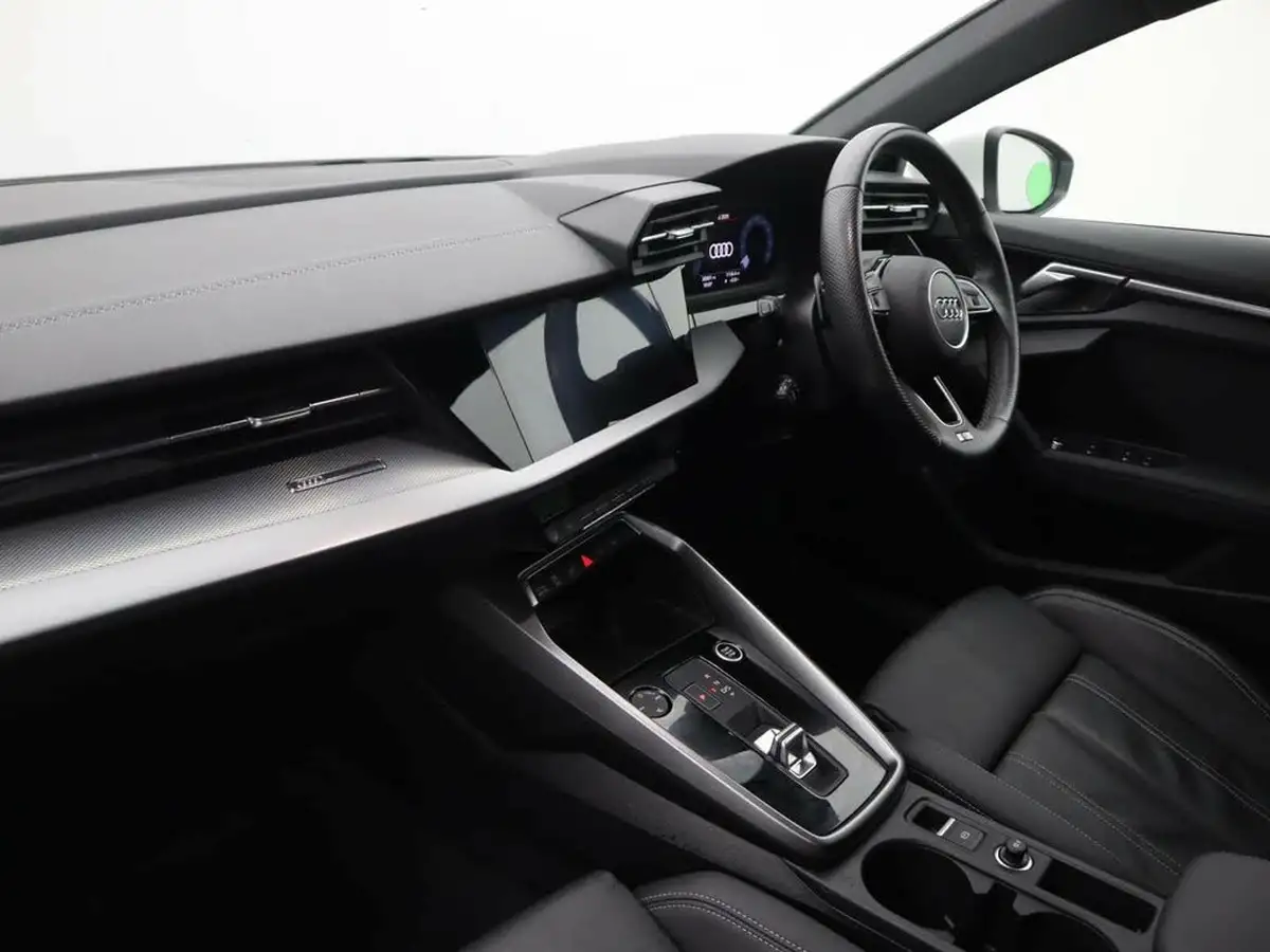 2022-audi-a3-14-40-tfsi-e-s-line-big-12