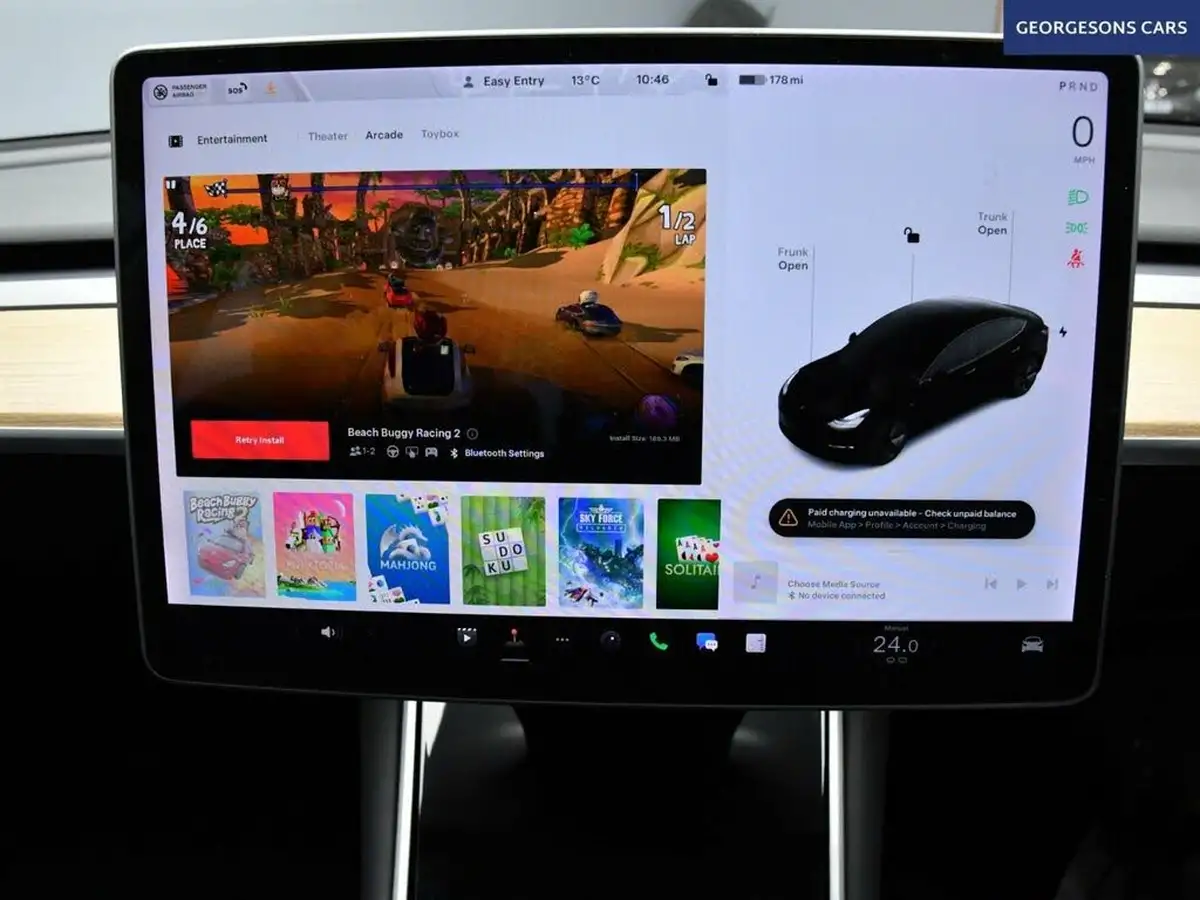 2020-tesla-model-3-e-long-range-big-11