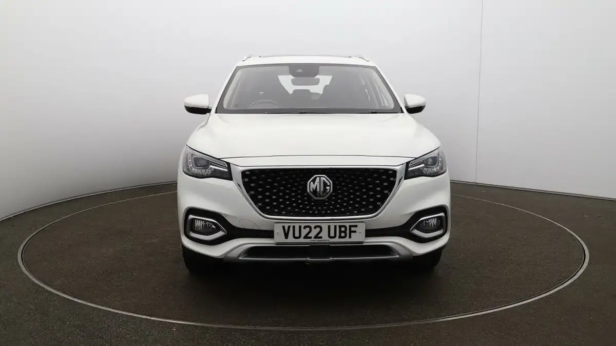 2022-mg-hs-15t-gdi-exclusive-162ps-big-2