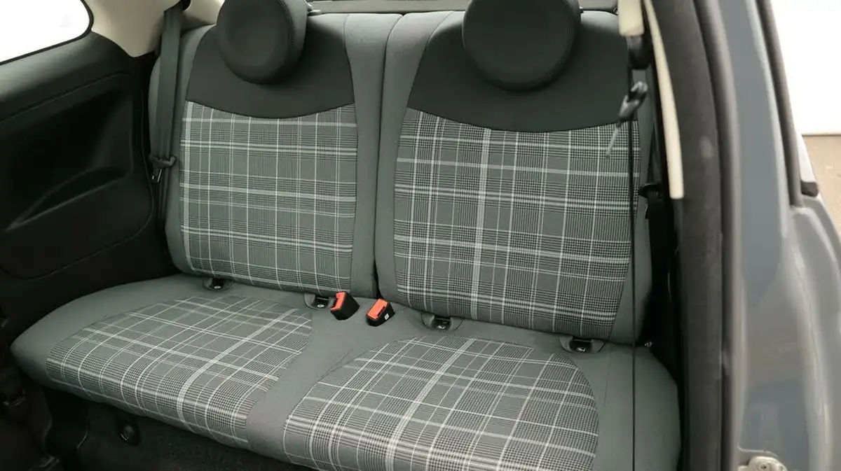 2018-fiat-500-12-lounge-big-16