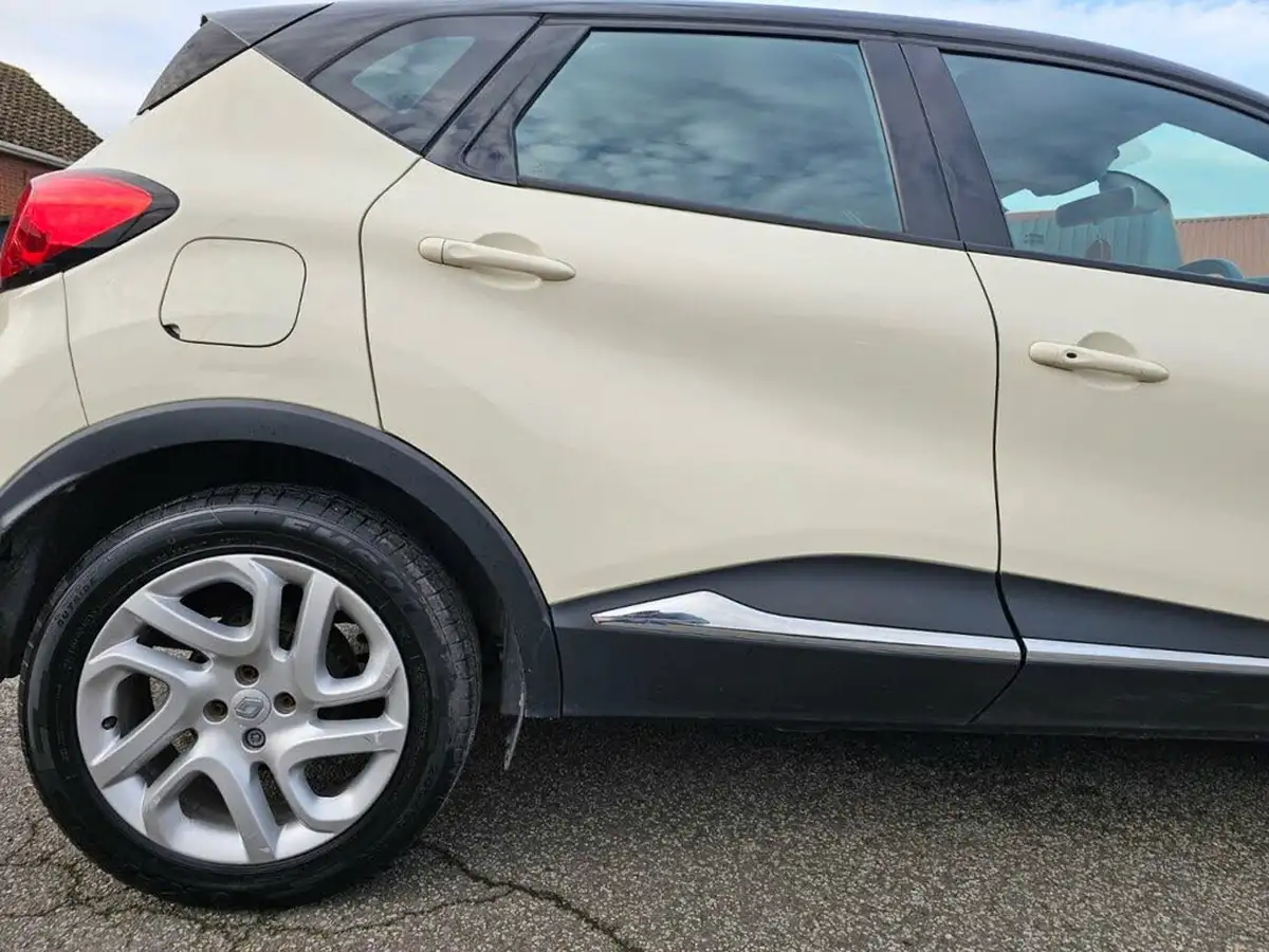 2013-renault-captur-15dci-dynamique-big-36