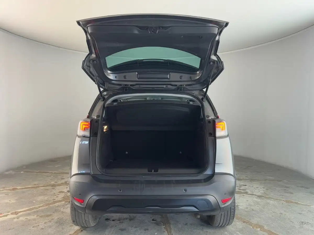 2022-vauxhall-crossland-12-gs-line-130ps-auto-big-36