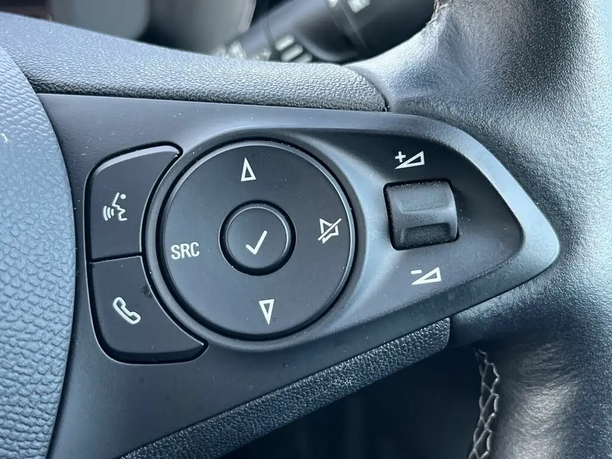 2020-vauxhall-corsa-e-elite-nav-74kw-big-26