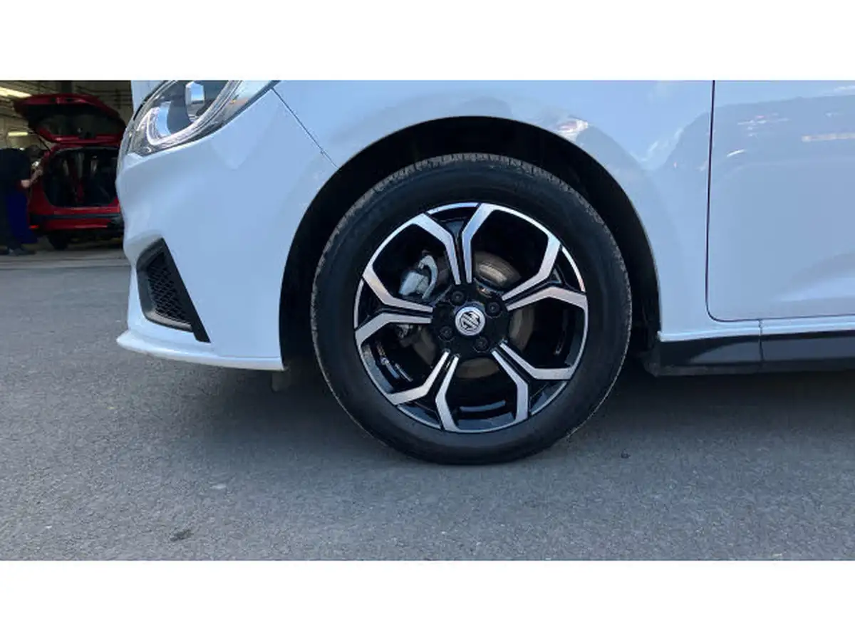 2023-mg-mg3-15-vti-tech-excite-big-32