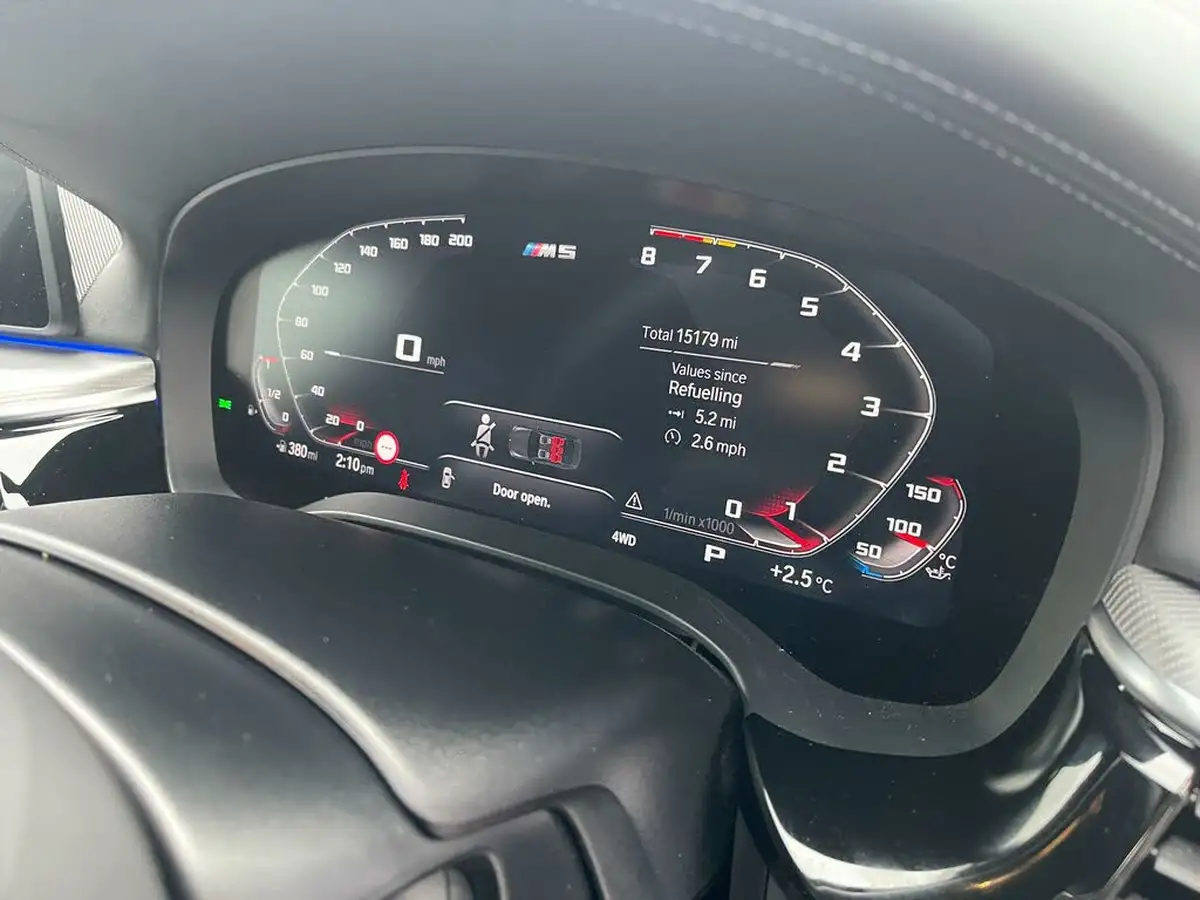 2021-bmw-5-series-44-m5-competition-big-59