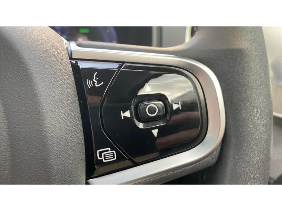2024-volvo-xc90-20-t8-ultra-dark-big-18