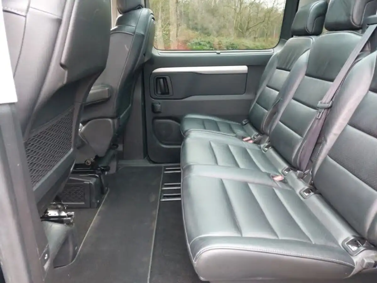 2021-peugeot-traveller-e-allure-standard-big-5
