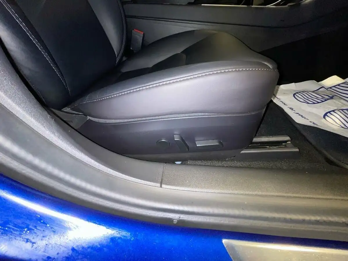 2020-tesla-model-3-e-long-range-big-4