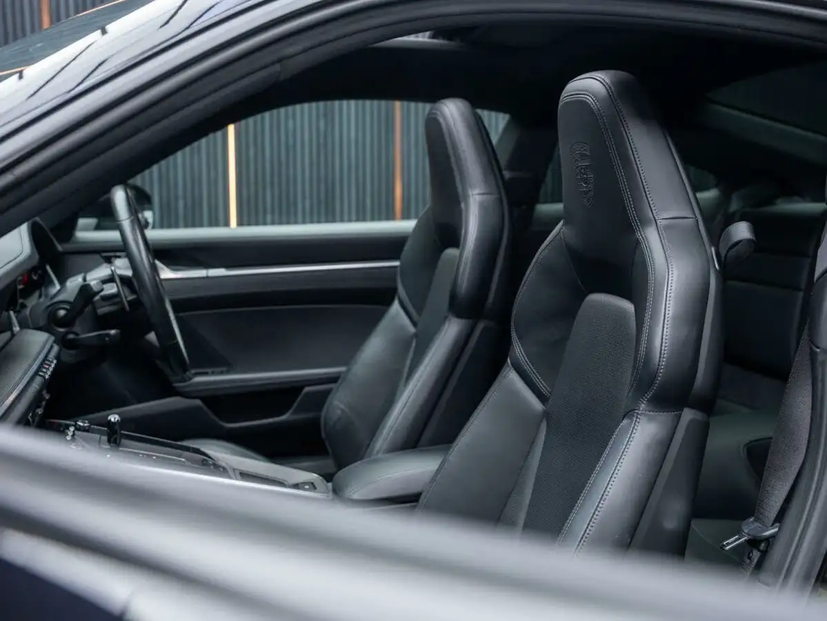 2020-porsche-911-30-carrera-s-coupe-pdk-big-38