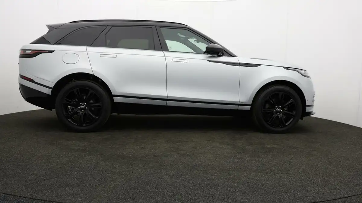 2021-land-rover-range-rover-velar-20-d200-velar-edition-big-39