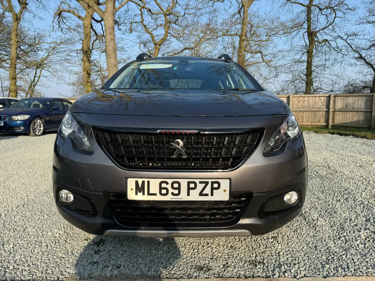 2019-peugeot-2008-suv-12-puretech-gt-line-110bhp-eat6-big-10