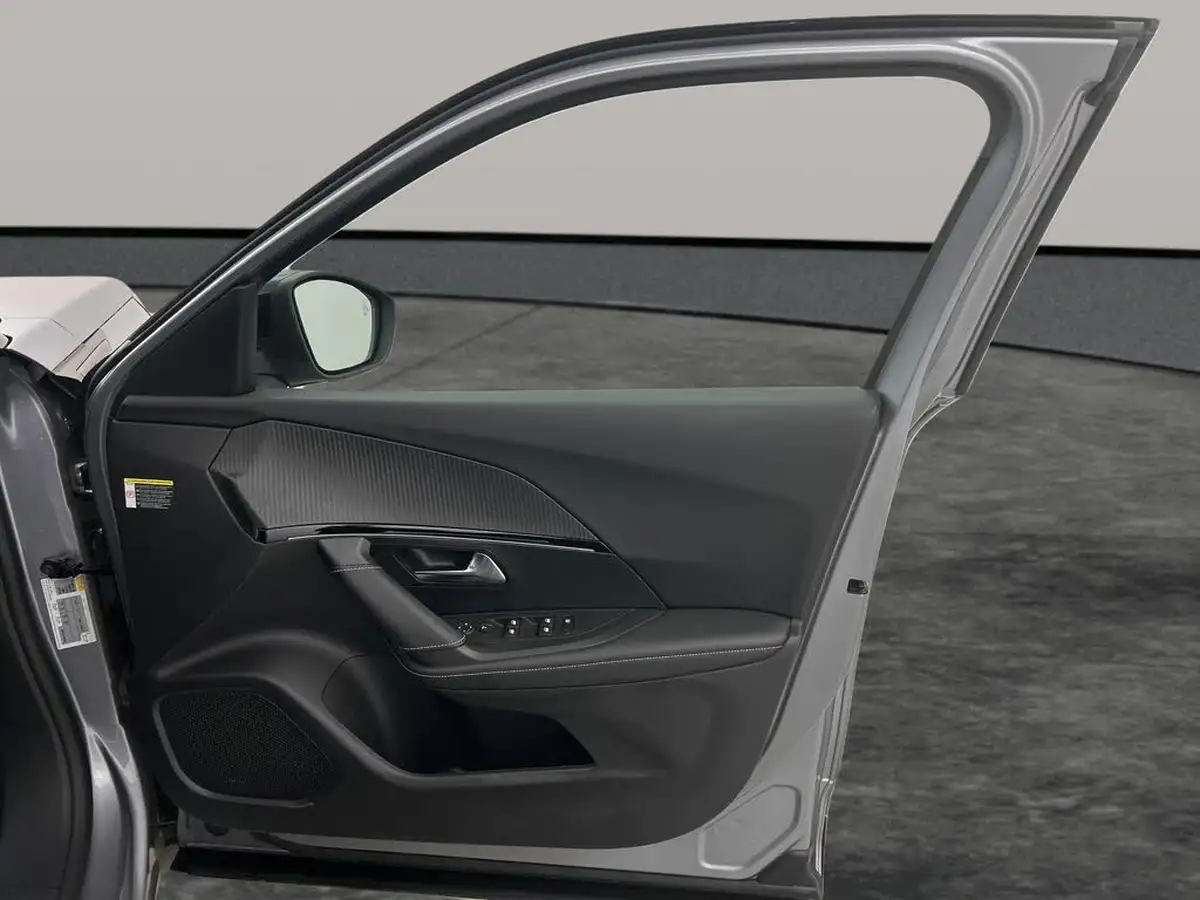 2022-peugeot-2008-suv-12-puretech-gt-big-22