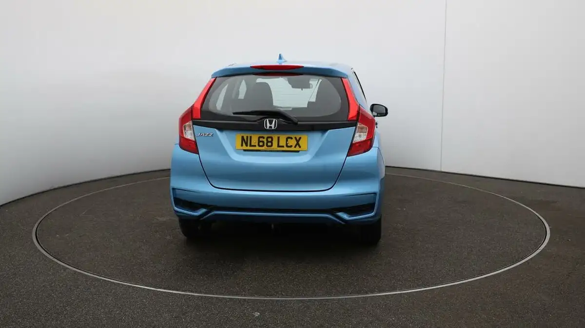 2018-honda-jazz-13-i-vtec-se-navi-big-47