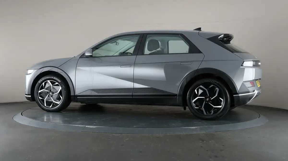 2022-hyundai-ioniq-5-e-se-connect-big-74