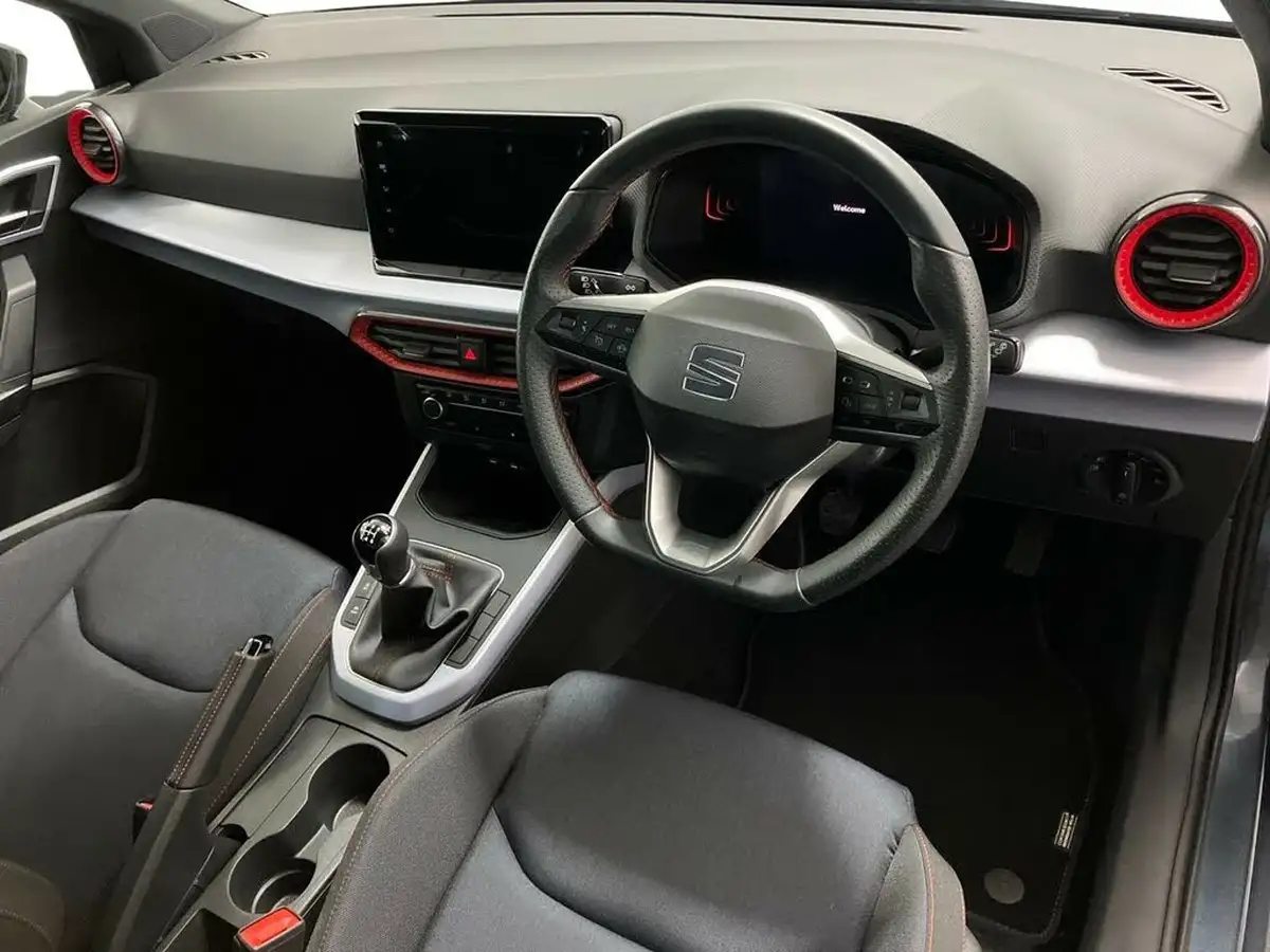 2024-seat-arona-10-tsi-fr-115ps-big-8