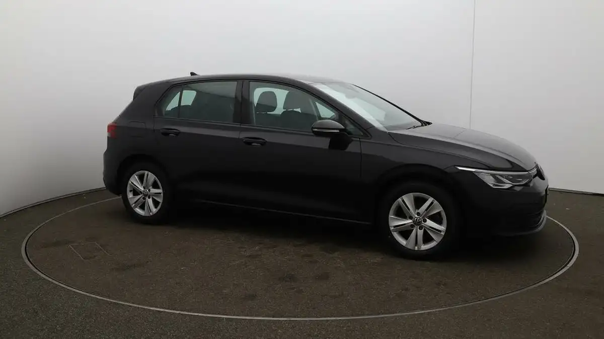 2022-volkswagen-golf-15-tsi-life-150ps-hatchback-big-37