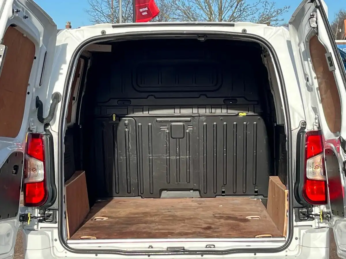 2021-citroen-berlingo-15bluehdi-1000-driver-100pseu6dt-e-ss-big-10