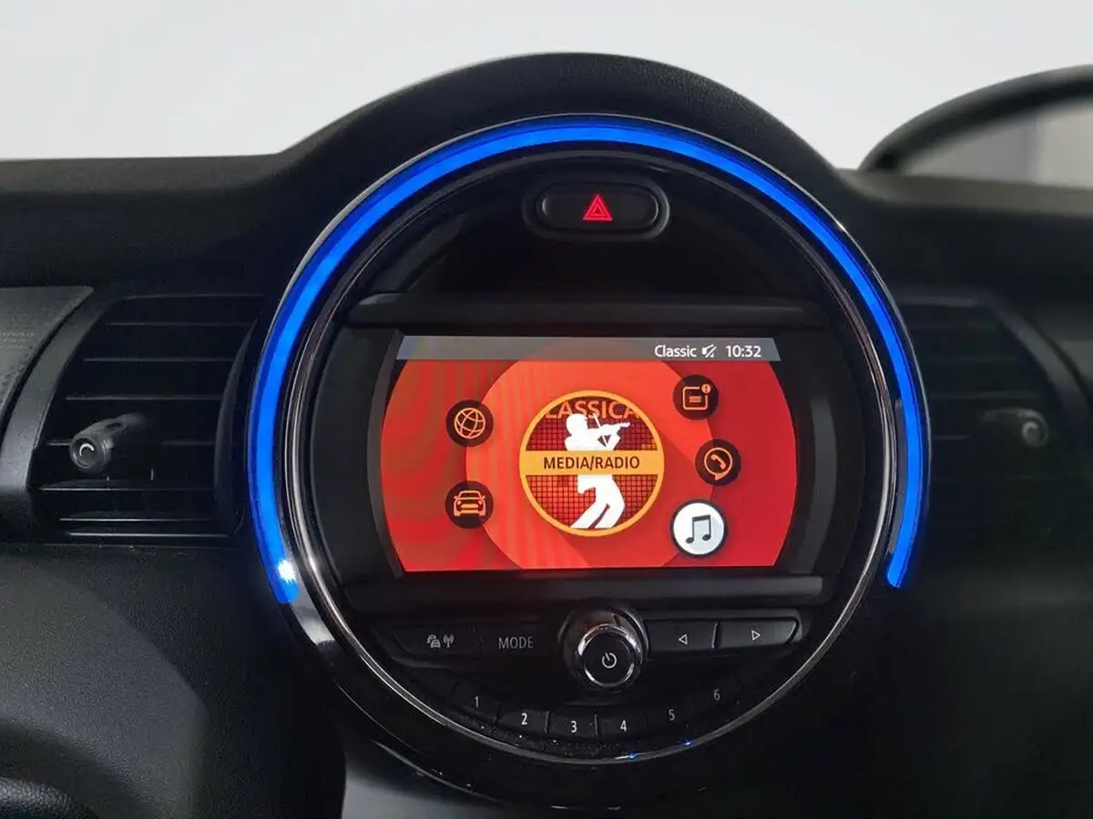 2020-mini-cooper-15-cooper-classic-hatchback-3d-big-19