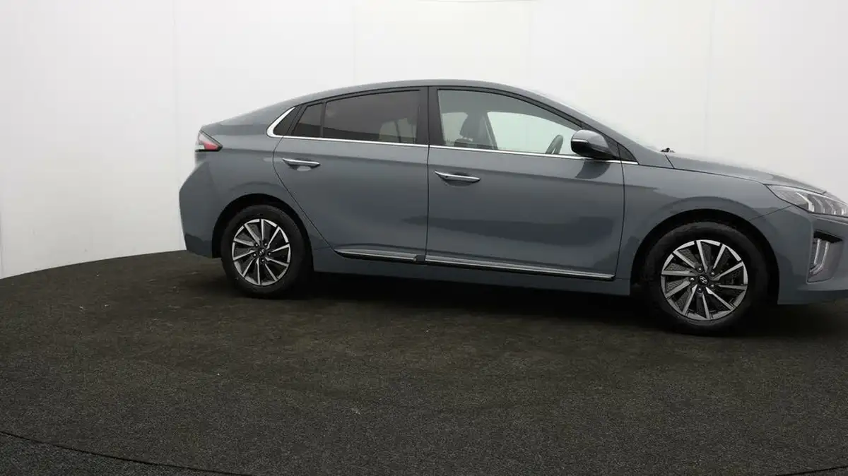 2021-hyundai-ioniq-e-premium-electric-100kw-big-0
