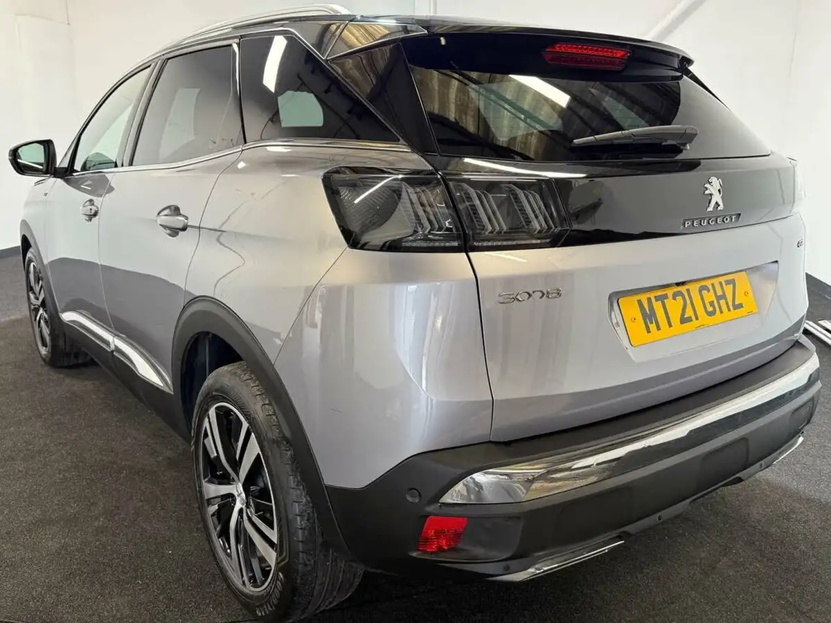 2021-peugeot-3008-suv-12-puretech-gt-eat8-big-2