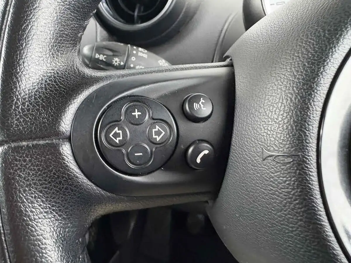 2014-mini-countryman-16td-cooper-big-20