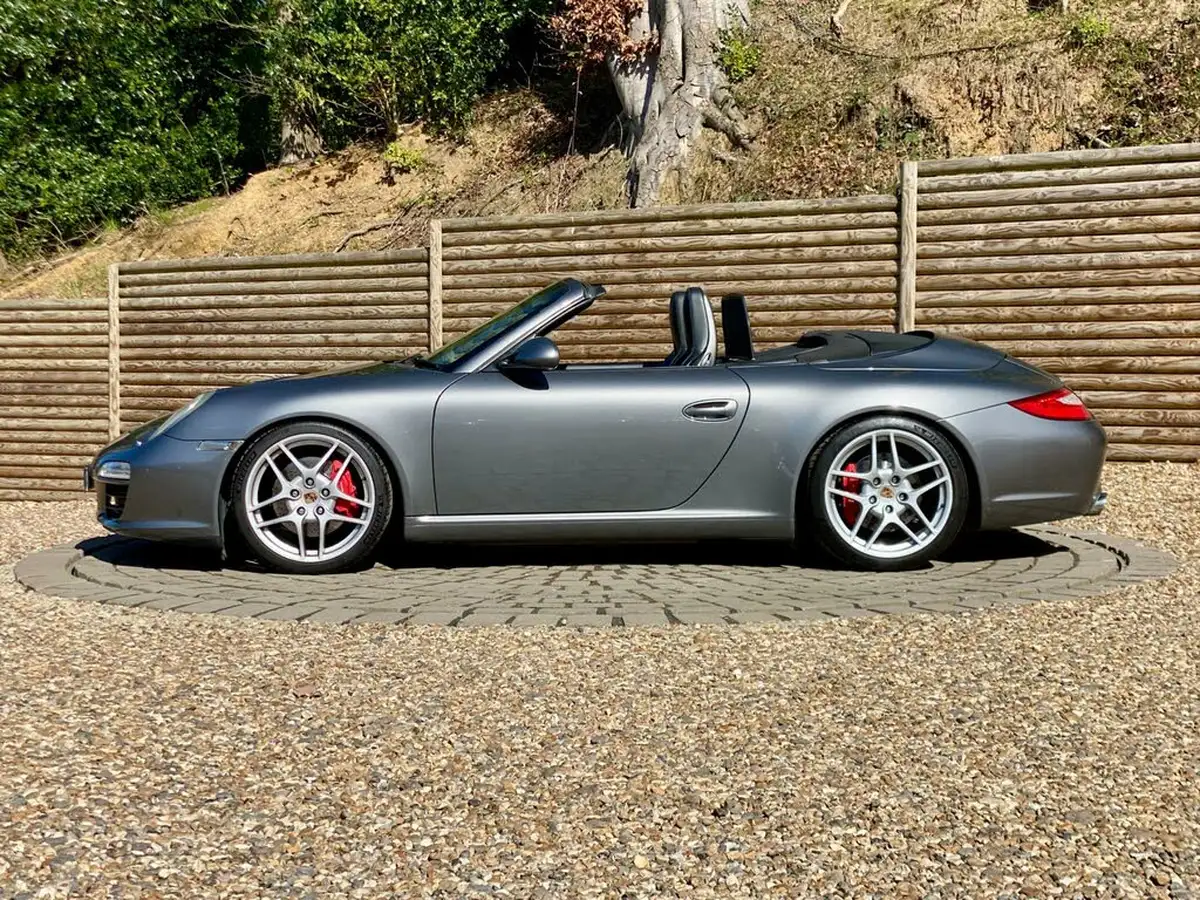 2010-porsche-911-38-carrera-s-cabriolet-auto-big-36