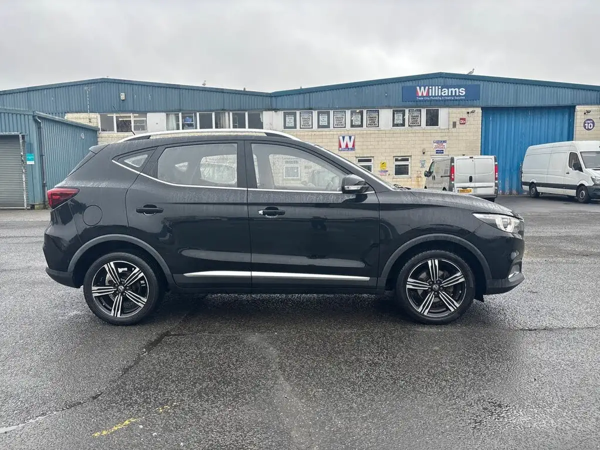 2018-mg-zs-suv-10t-gdi-exclusive-big-1